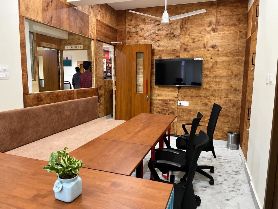 Solidarity HQ office